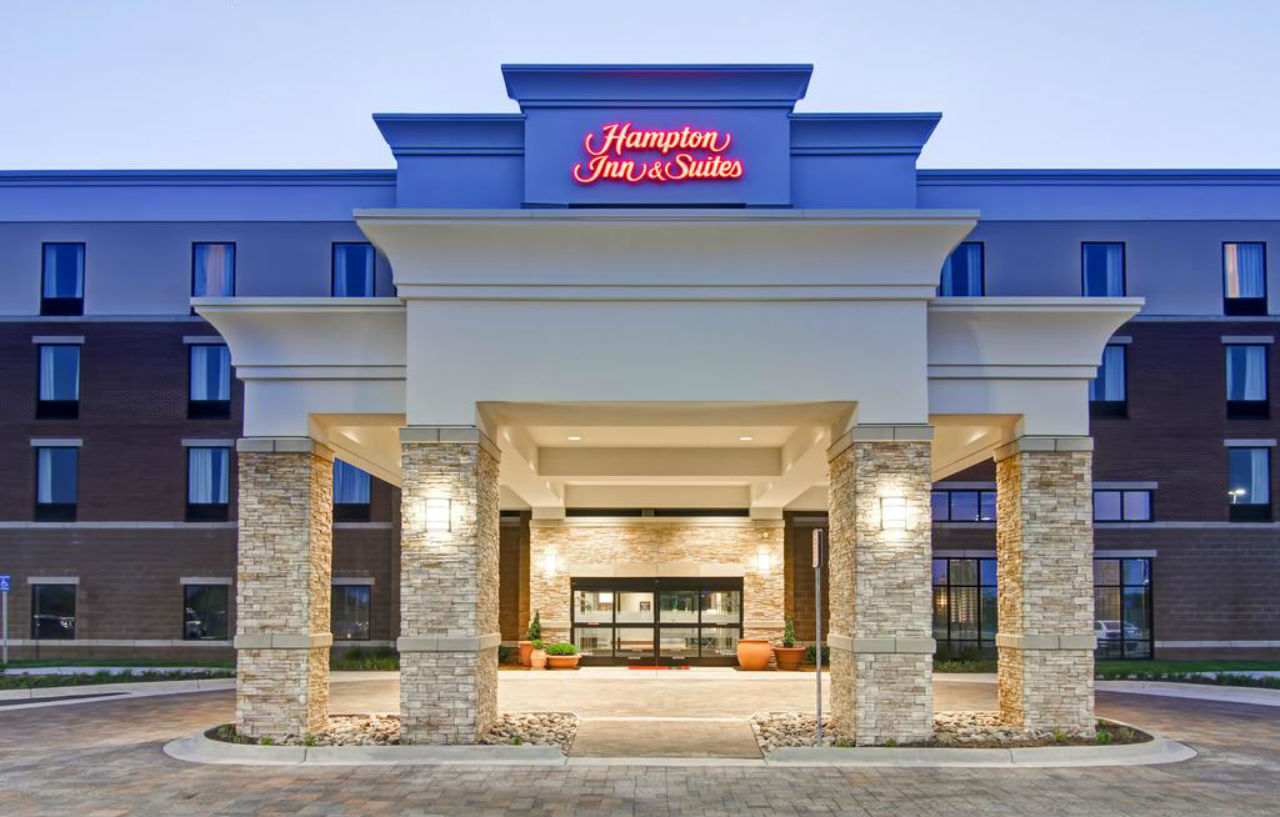 Hampton Inn & Suites Detroit/Troy Clawson Exterior photo